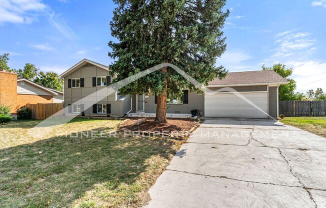 Spacious Home with Washer/Dryer and 2 Car Garage