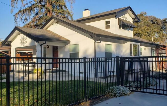 Old World Charm in desired La Loma Neighborhood