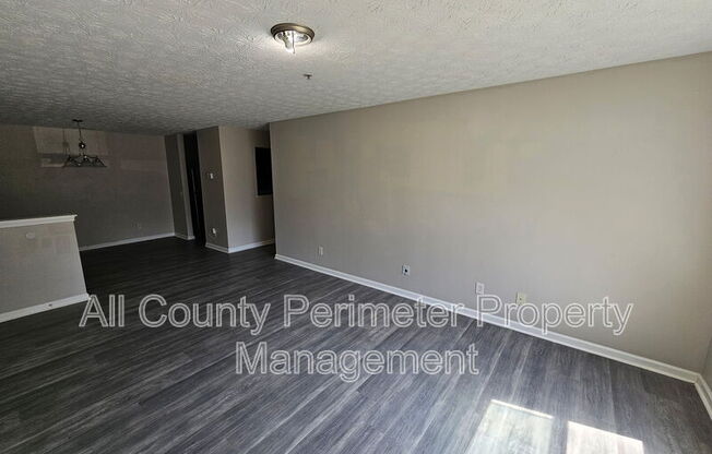 2102 FAIRINGTON RDG CIR