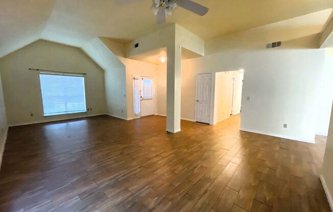 107 S. Village Knoll Circle **Ask about our NO CASH DEPOSIT option!**