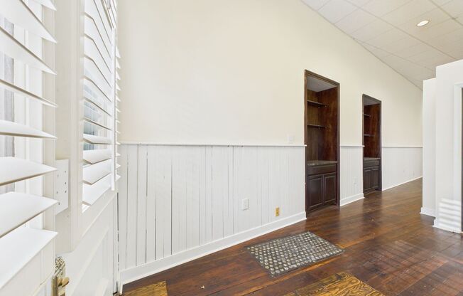 1 bed, 1 bath, 750 sqft, $1,365, Unit 107