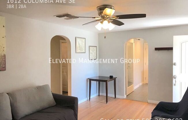 1612 COLUMBIA AVE SE