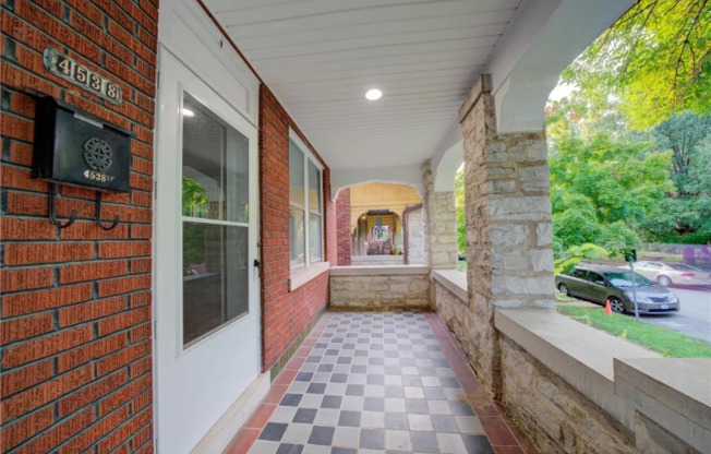 4536 38 SHENANDOAH AVE