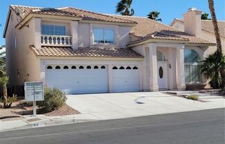 WELCOME HOME -- STUNNING GREEN VALLEY RANCH HOME WITH GOLF COURSE VIEWS!!