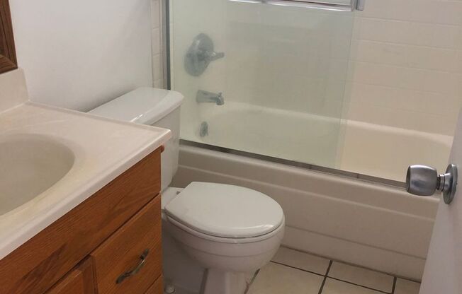1 bed, 1 bath, $1,995