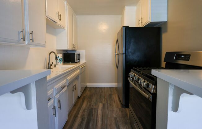 1 bed, 1 bath, $2,195, Unit 05