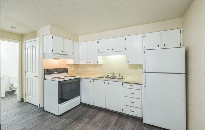 1 bed, 1 bath, 500 sqft, $895, Unit 44