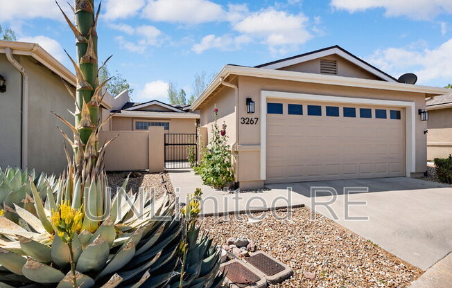 3267 IRIS LN