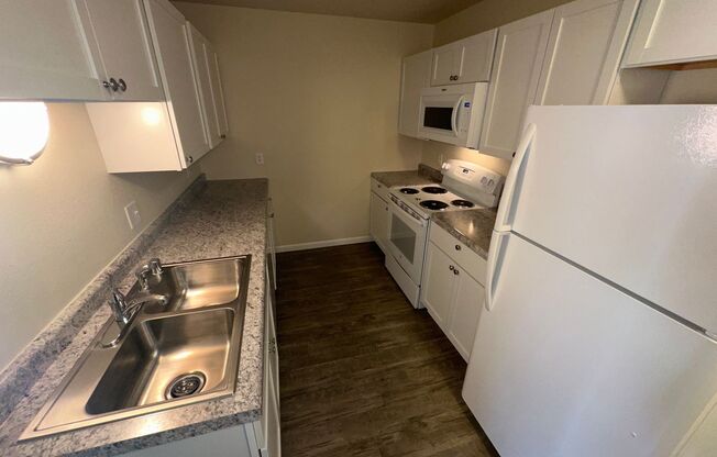 1 bed, 1 bath, 550 sqft, $699.99