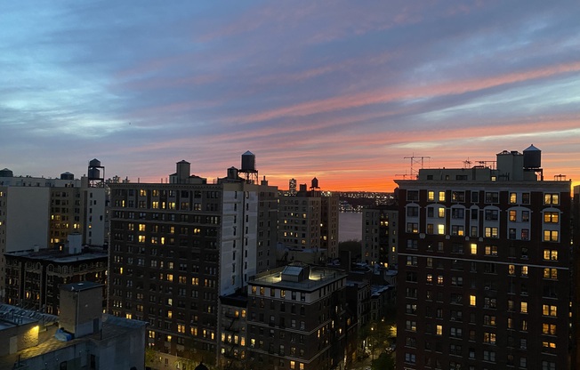 Studio, 1 bath, $3,000, Unit 14E
