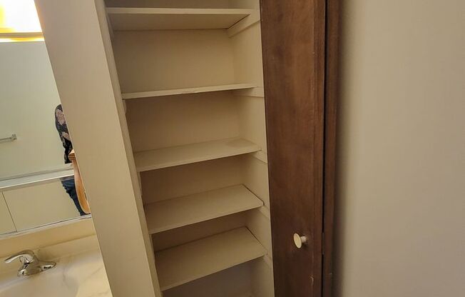 1 bed, 1 bath, 625 sqft, $805, Unit 4996