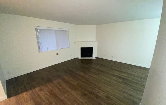 2 beds, 1.5 baths, 1,000 sqft, $1,695, Unit IG 3022