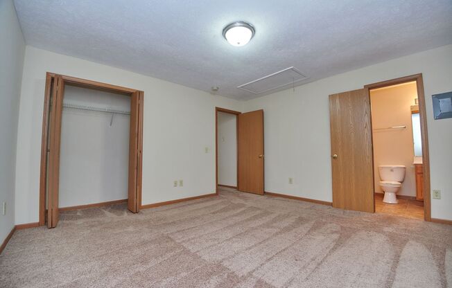 1 bed, 1 bath, 650 sqft, $865, Unit 836