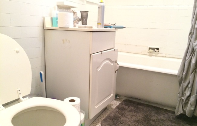 1616- Cambridge Realty, LLC