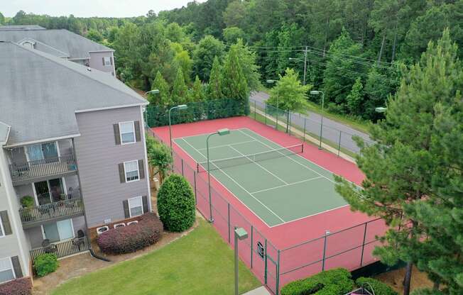 Lancaster Place Apartments in Calera Alabama photo of tennis court