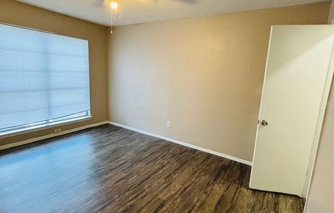 2 beds, 1.5 baths, 1,032 sqft, $1,625, Unit 1059