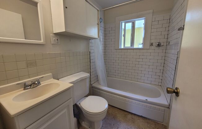 2 beds, 1 bath, $1,795