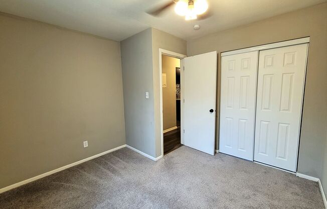 2 beds, 1 bath, 720 sqft, $1,309, Unit 301