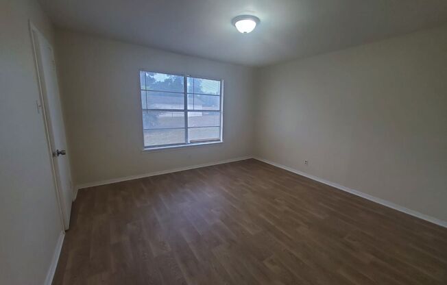 1 bed, 1 bath, $975