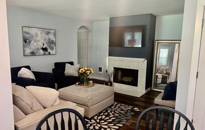 Great Two Bed Two Bath One Level Unit In the Oswego Bay Condominiums with Outdoor Pool is a Must See!