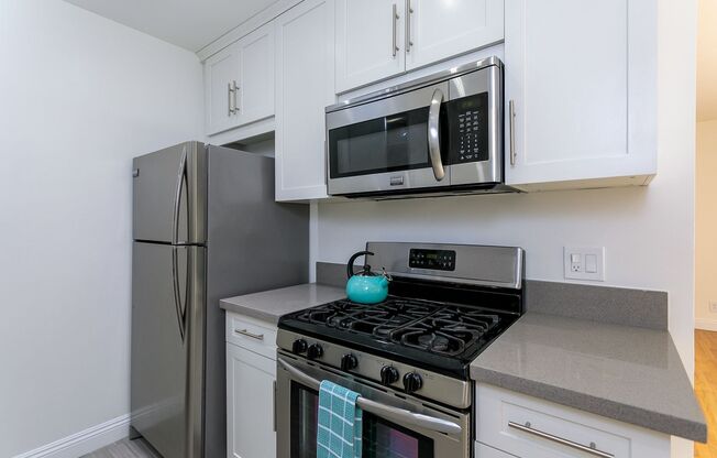 1 bed, 1 bath, 750 sqft, $3,050, Unit 1044 #4