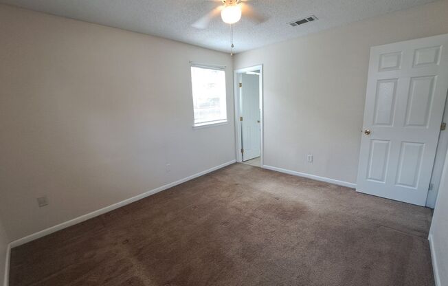 3 beds, 2 baths, $1,495