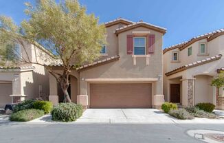 BEAUTY AND UPGRADED HOME IN MOUNTAIN'S EDGE 3 BEDS / 2.5 BATHS / 2 GARAGES