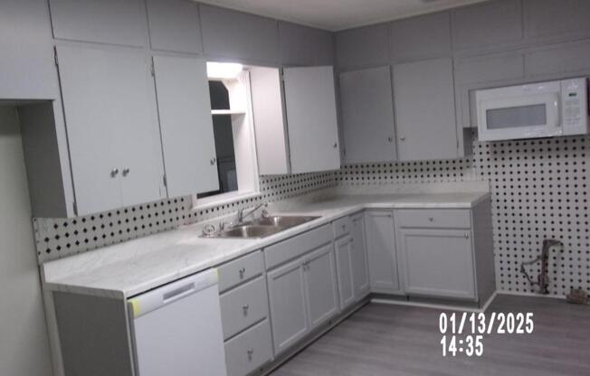 1513 28 ST