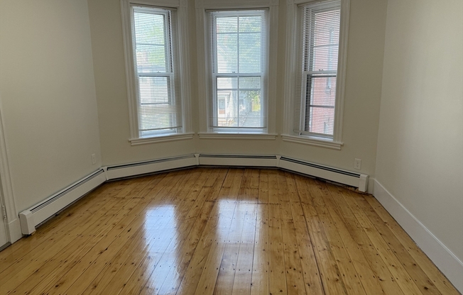 9 PUTNAM ST