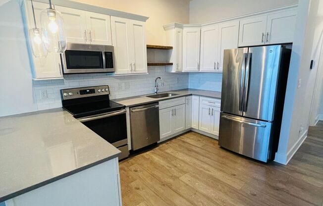 935 McAlway Rd Unit 203
