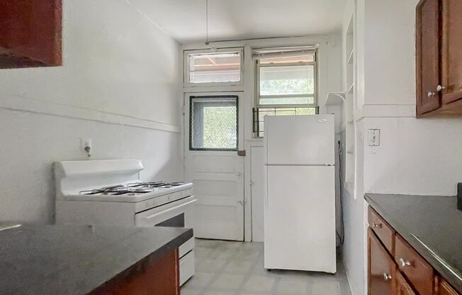 1 bed, 1 bath, 695 sqft, $1,695, Unit 1918-3
