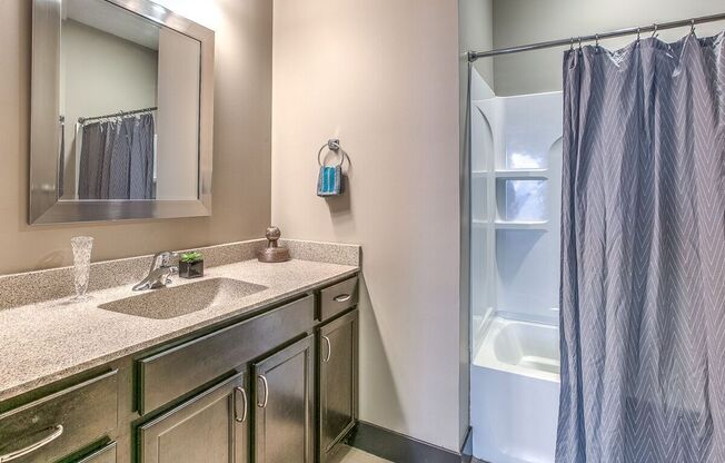 2 beds, 2 baths, 894 sqft, $1,795, Unit C - 1011 Unit 308 - B1234 - Special Closet