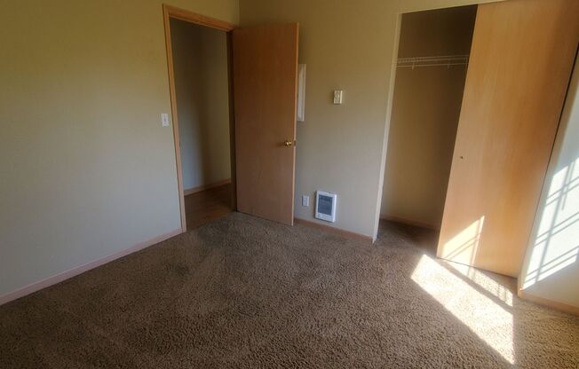 Pre-Leasing - 3bd/2bath (Cordata Area)