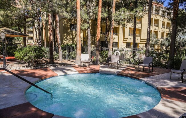 Fully furnished (Short Term Available) / Guard Gated / Walking Distance to LV Strip