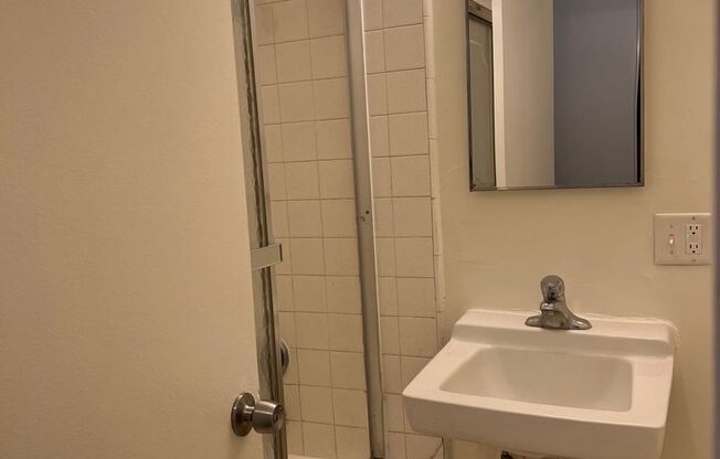 1 bed, 1 bath, 541 sqft, $1,595, Unit 1948-313