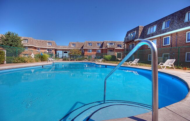 Superior Place Apartments