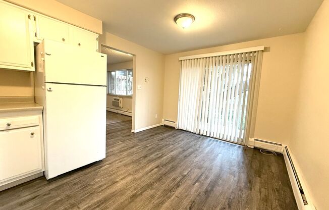 Simms Street 6155