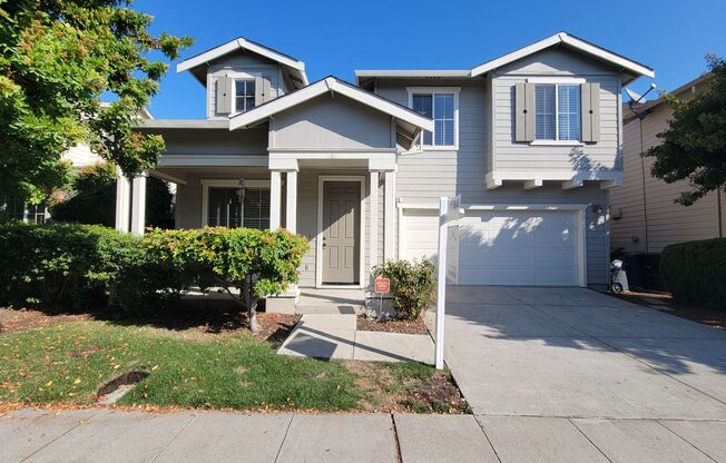 Large Single Family Home in Desirable University Square Neighborhood!