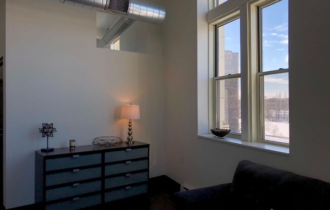 1 bed, 1 bath, 767 sqft, $1,750, Unit 302