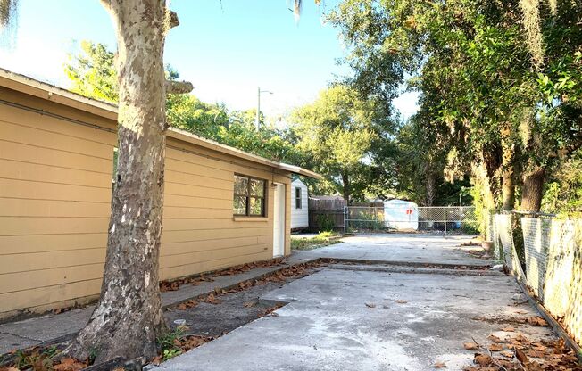 4bed/2bath Single Family Home $1250/month