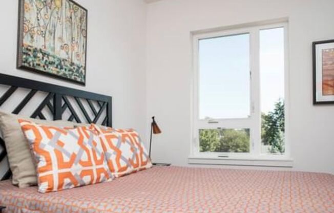 1 bed, 1 bath, 595 sqft, $1,595, Unit 303