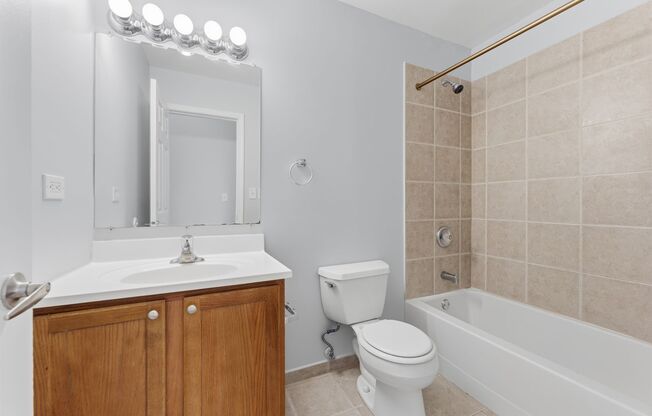 1 bed, 1 bath, 655 sqft, $2,100, Unit 208