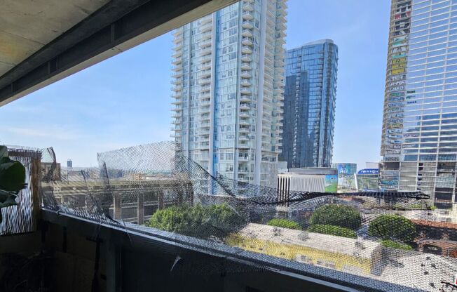 1 bed, 1 bath, 840 sqft, $3,300, Unit 710