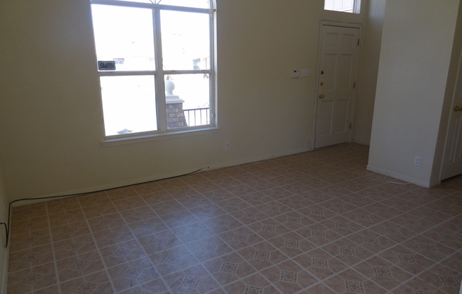 3 beds, 2 baths, $1,195