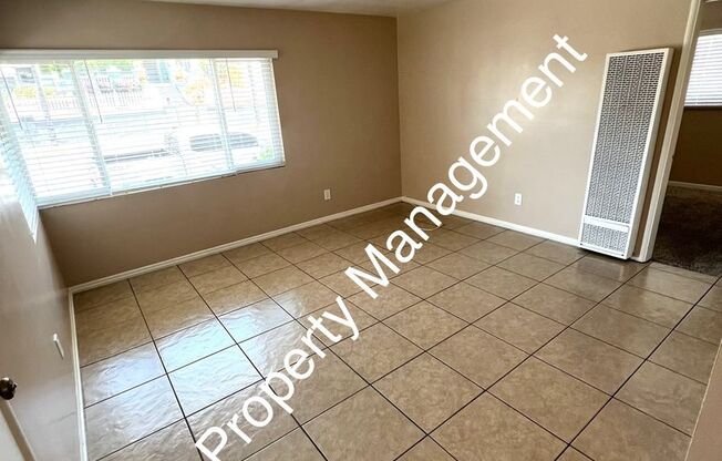 One Bedroom Close to Downtown!!