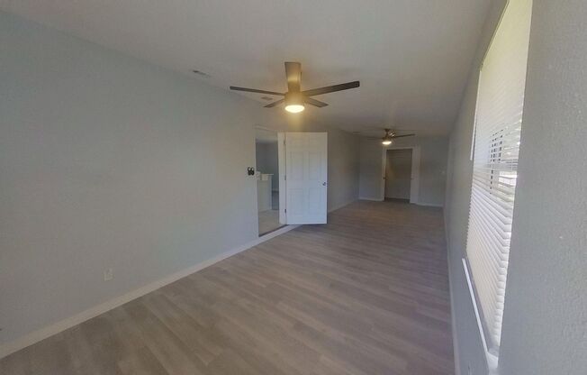 Freshly renovated 3/1