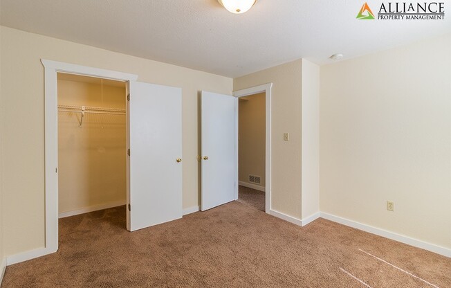 4 beds, 2 baths, 1,936 sqft, $1,700, Unit 812