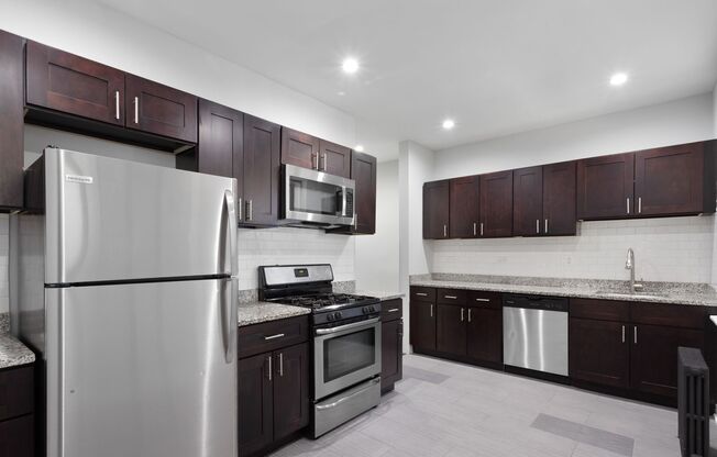 The Albany Park Place