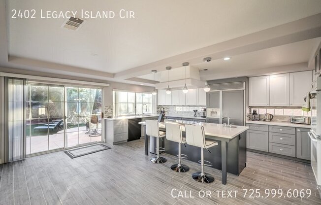 2402 LEGACY IS CIR