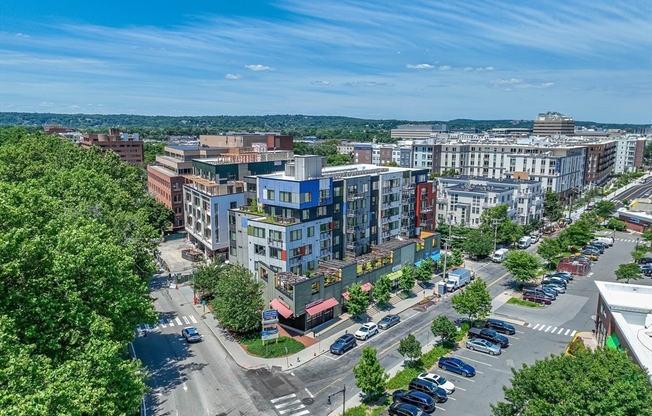 1 bed, 1 bath, 840 sqft, $3,350, Unit 404